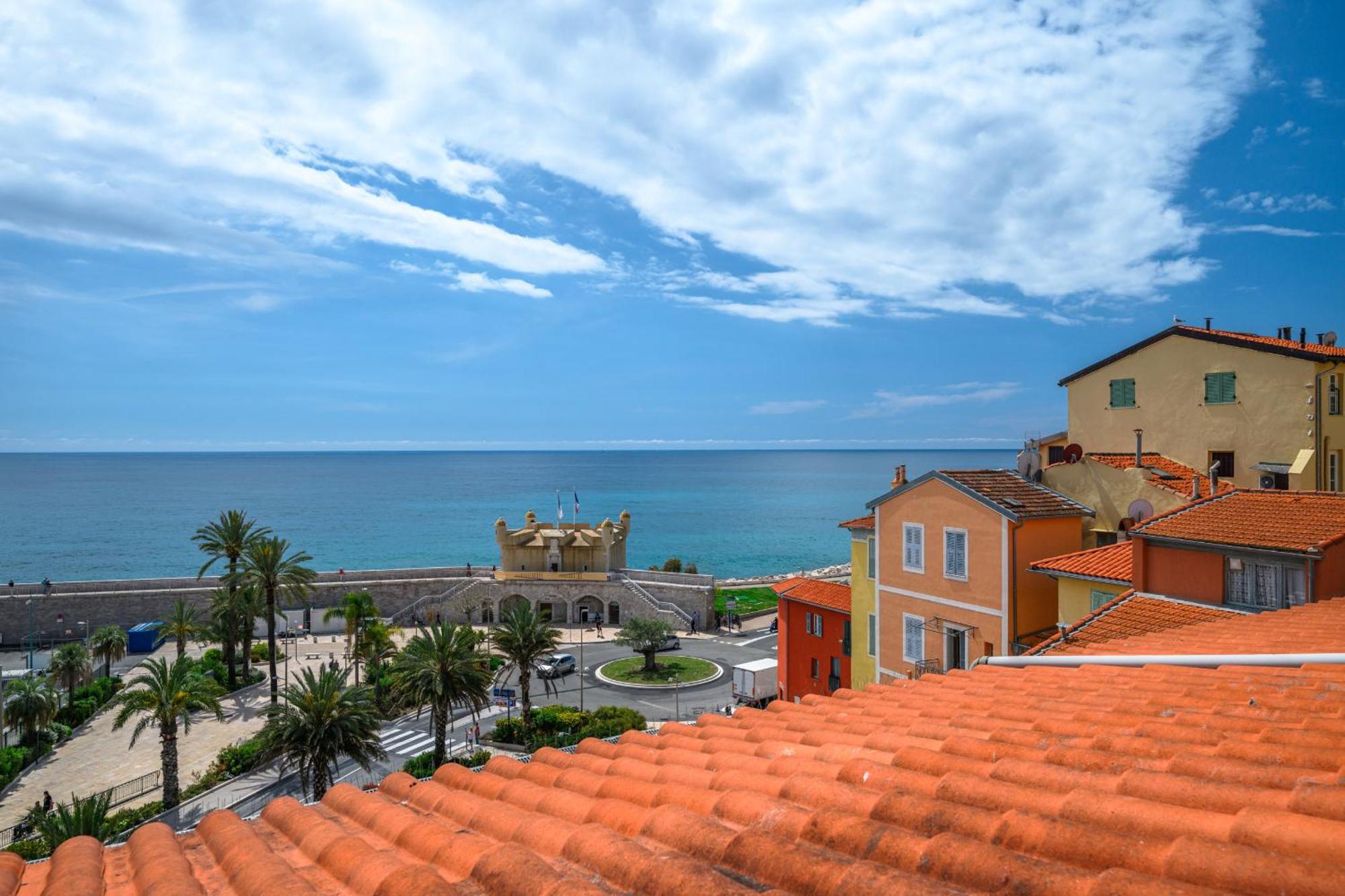 Apartment 3 Pieces Avec Vue Sur Le Bastion *